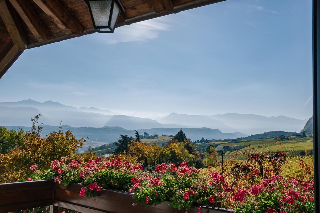 Strahlerhof Leilighet Appiano Sulla Strada Del Vino Eksteriør bilde