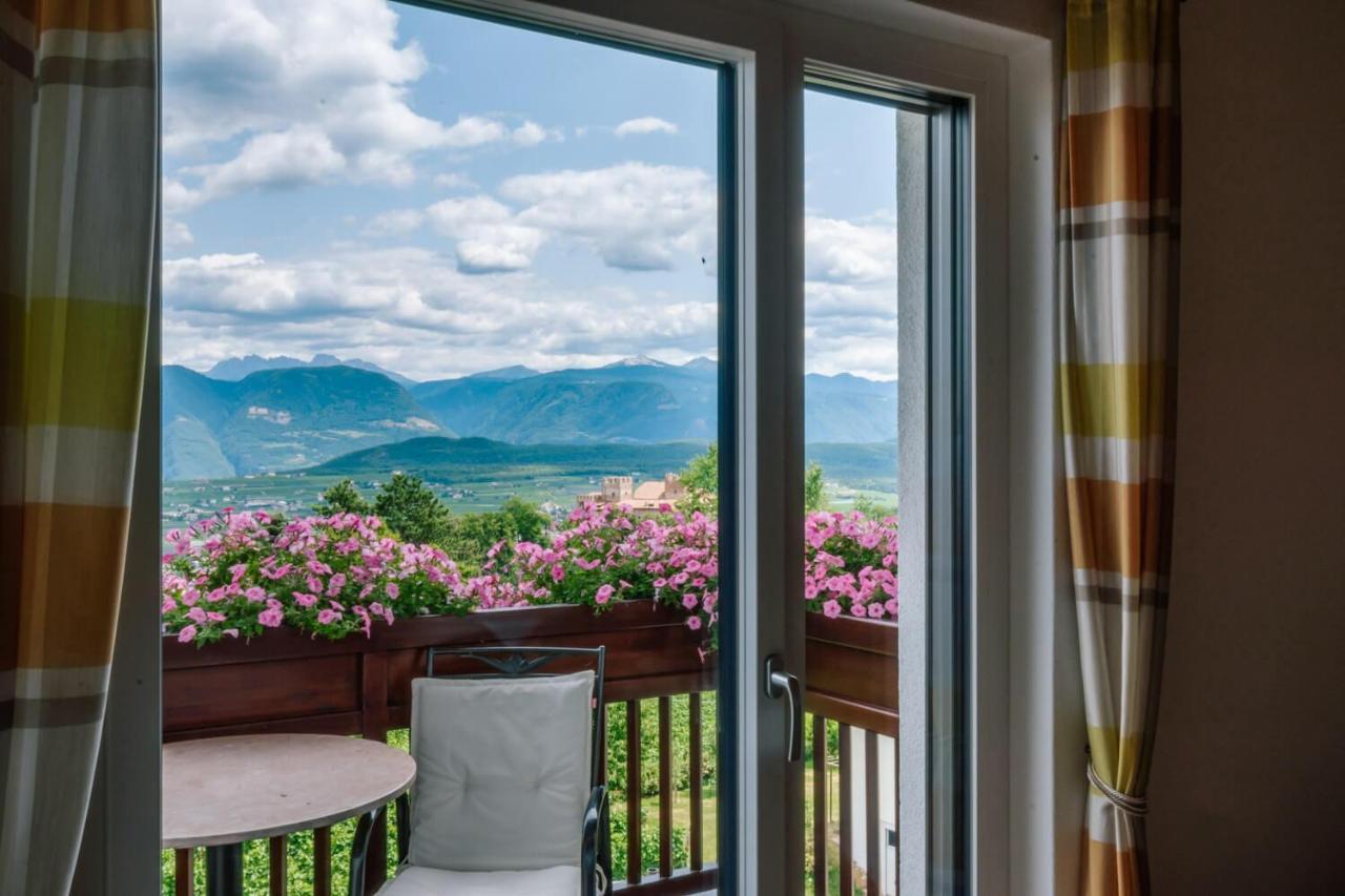 Strahlerhof Leilighet Appiano Sulla Strada Del Vino Eksteriør bilde